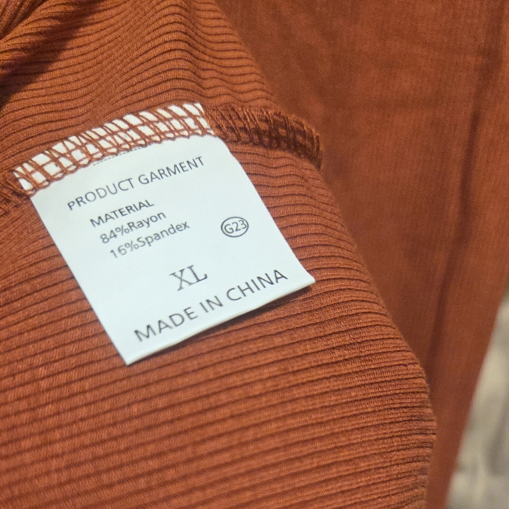 Rust Orange Garment - Picture 6 of 9